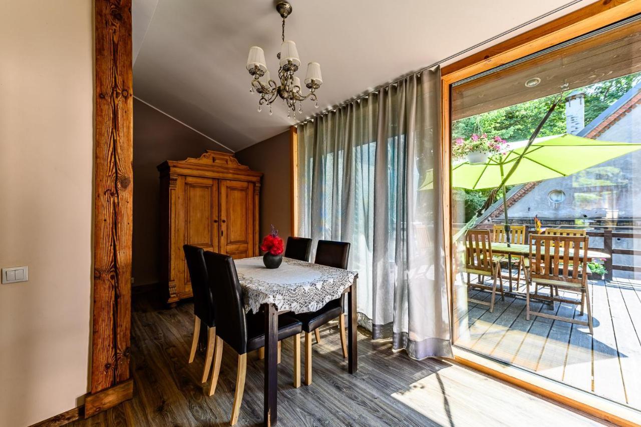 Holiday Apartment With Terrace Liepāja Exterior foto